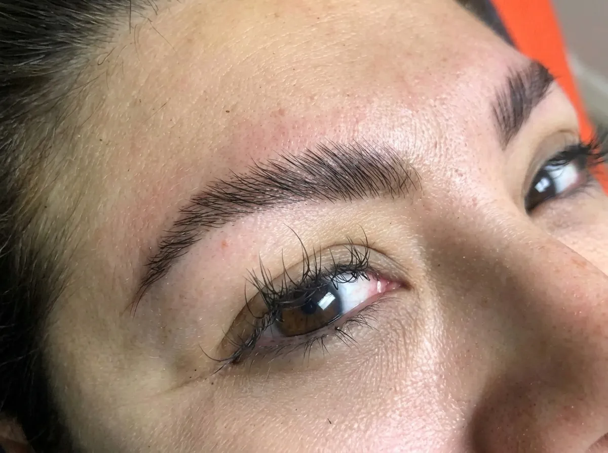 Brow Lamination — after